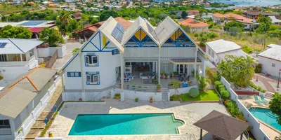 5-bedroom house in Jan Thiel