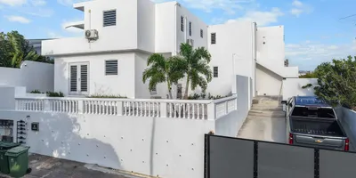 3-bedroom house in Cas Grandi